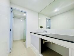Ridgewood (D10), Condominium #511605101